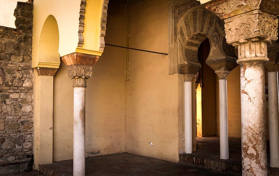 Tour gratis por la Alcazaba y Teatro Romano - Málaga a pie
